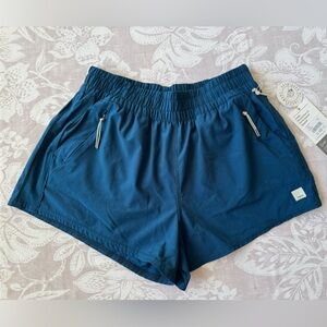 Vuori Like New Teal Dash Performance Shorts Sz Small